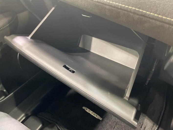 2017 Honda VEZEL DAA-RU3 (UW-69f2a5375310f)[21]