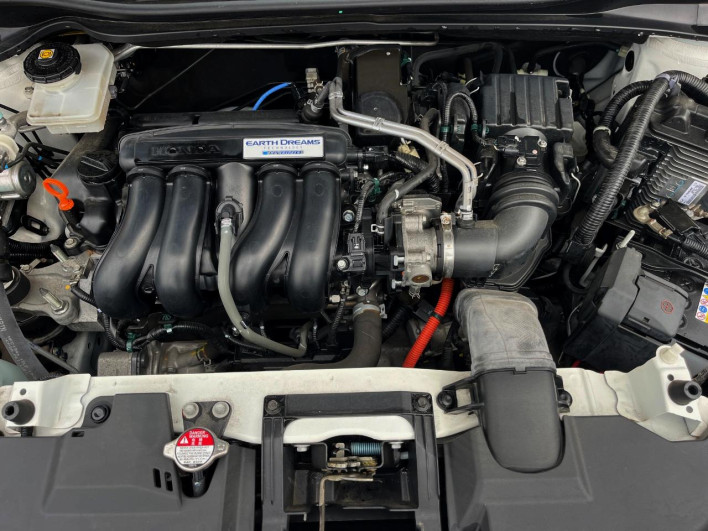 2017 Honda VEZEL DAA-RU3 (UW-69f2a5393126d)[4]