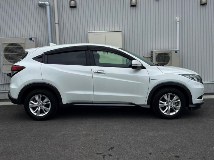 2017 Honda VEZEL DAA-RU3 (UW-69f2a5393126d)[20]