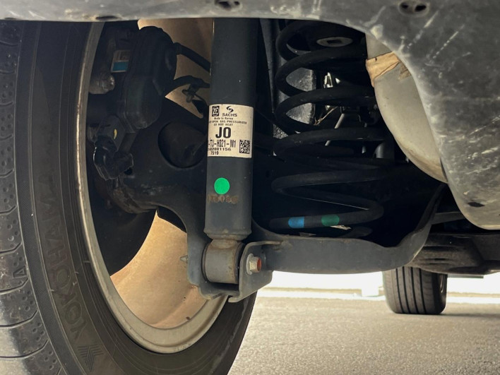 2017 Honda VEZEL DAA-RU3 (UW-69f2a5393126d)[28]