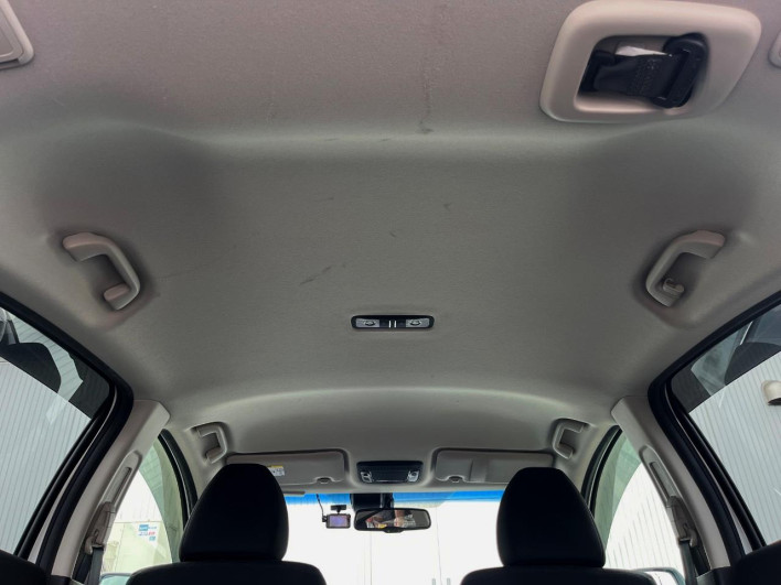 2017 Honda VEZEL DAA-RU3 (UW-69f2a5393126d)[25]