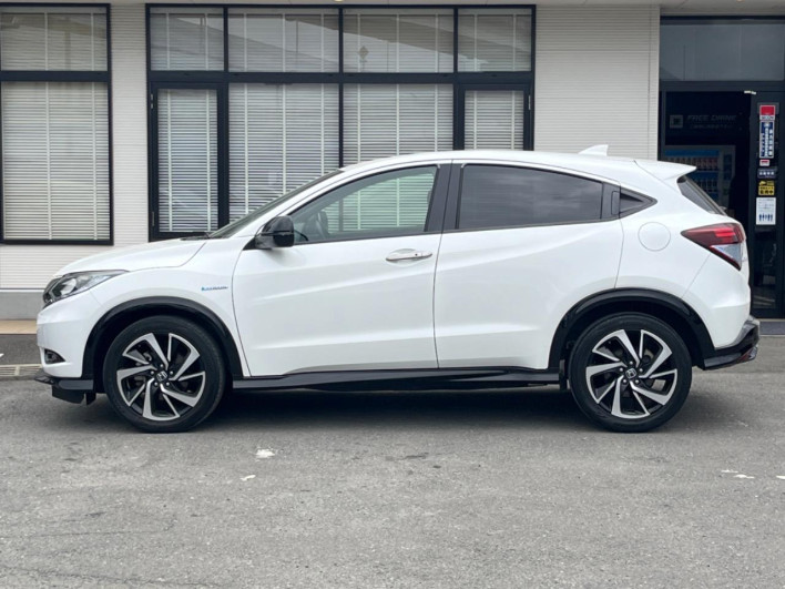 2017 Honda VEZEL DAA-RU3 (UW-69f2a53965dab)[27]