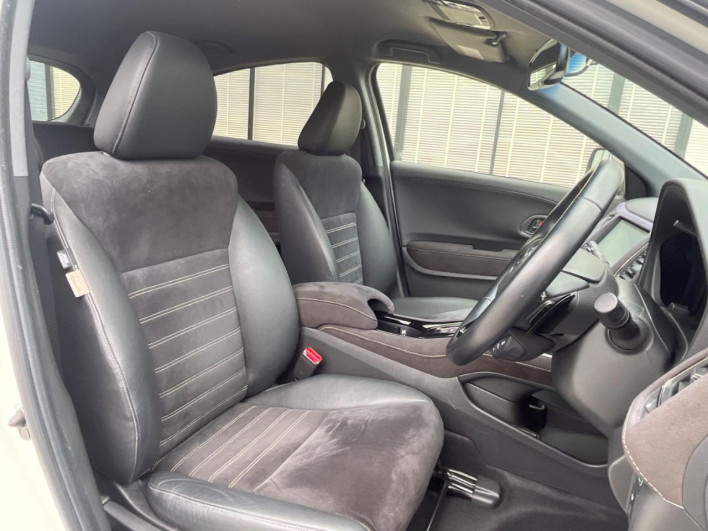 2017 Honda VEZEL DAA-RU3 (UW-69f2a53965dab)[24]