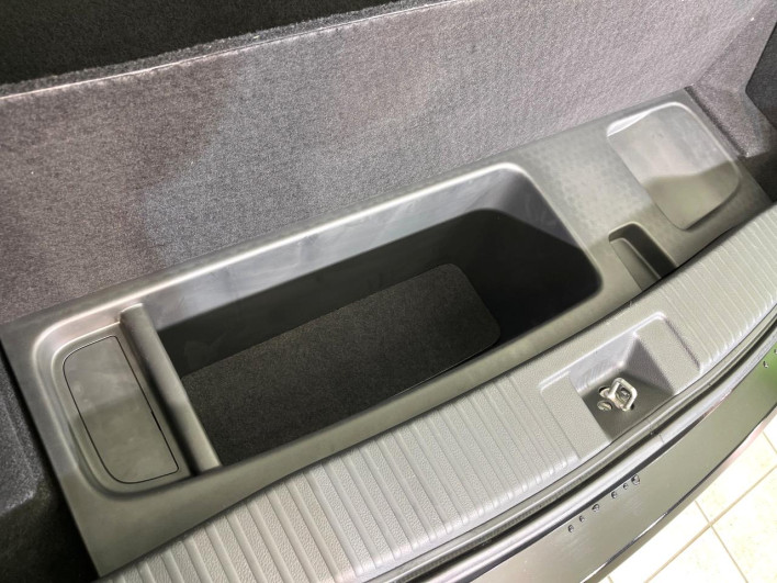 2019 Honda VEZEL DAA-RU3 (UW-69f2a539b7bd3)[21]