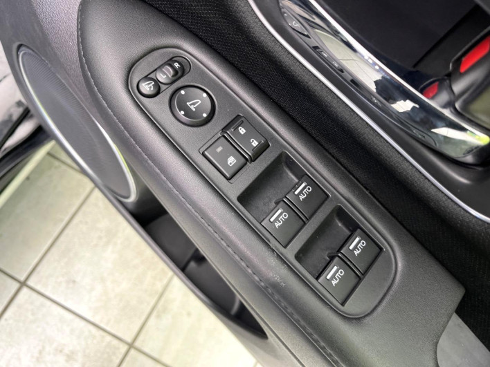 2019 Honda VEZEL DAA-RU3 (UW-69f2a539b7bd3)[26]