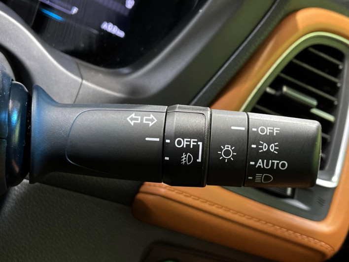 2019 Honda VEZEL DAA-RU3 (UW-69f2a539ce833)[27]