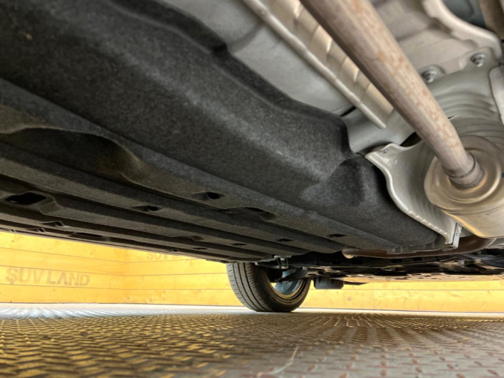 2021 Honda VEZEL 6AA-RV5 (UW-69f2a53b7b358)[22]