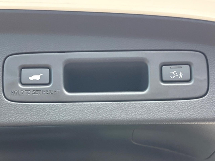 2021 Honda VEZEL 6AA-RV5 (UW-69f2a53b7b358)[26]