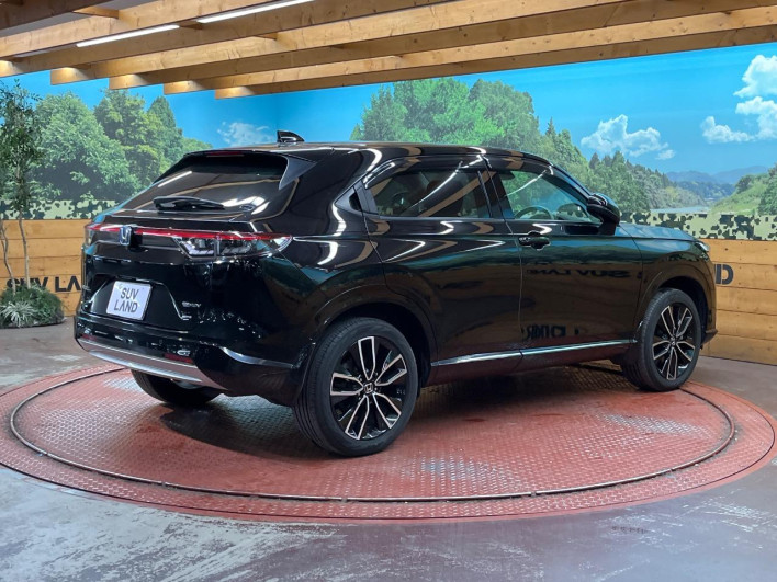 2021 Honda VEZEL 6AA-RV5 (UW-69f2a53b815ce)[21]