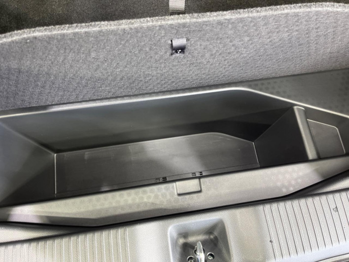 2021 Honda VEZEL 6AA-RV5 (UW-69f2a53c77156)[26]