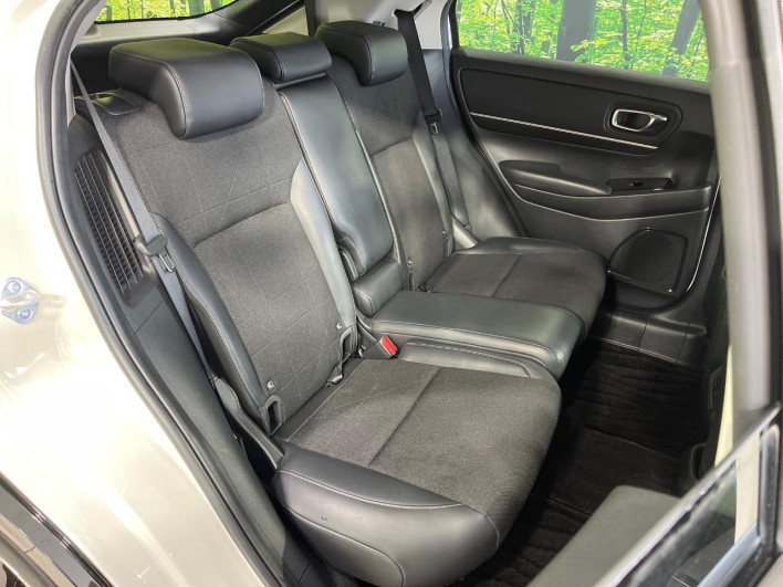 2021 Honda VEZEL 6AA-RV5 (UW-69f2a53c77156)[9]