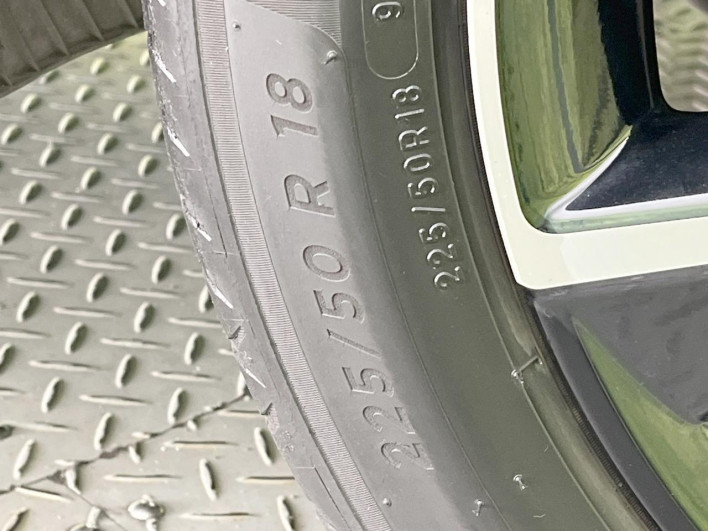 2022 Honda VEZEL 6AA-RV5 (UW-69f2a53d45ebb)[13]