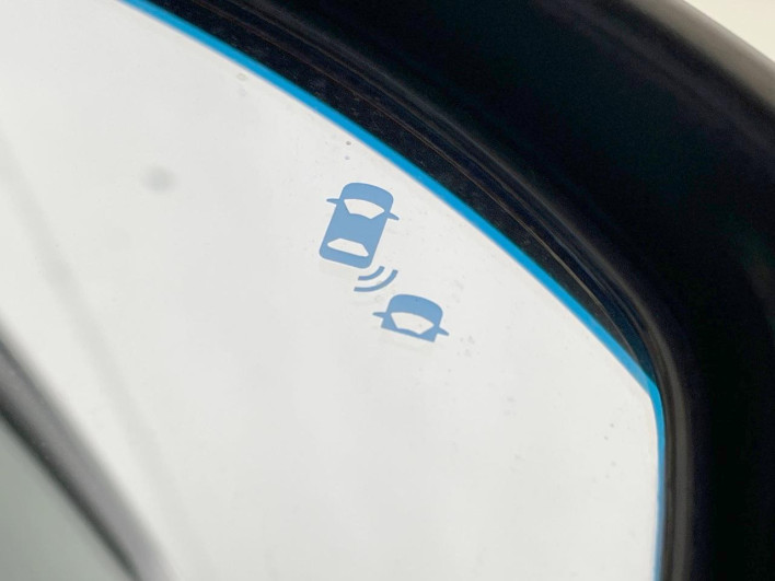 2022 Honda VEZEL 6AA-RV5 (UW-69f2a53d45ebb)[22]