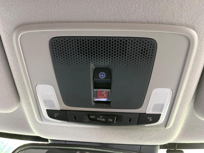 2023 Honda VEZEL 6AA-RV6 (UW-69f2a53e6d74e)[29]