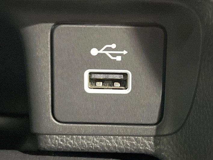 2023 Honda VEZEL 6AA-RV6 (UW-69f2a53e6d74e)[20]