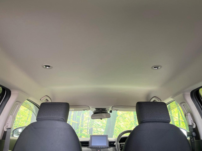 2023 Honda VEZEL 6AA-RV6 (UW-69f2a53e6d74e)[13]