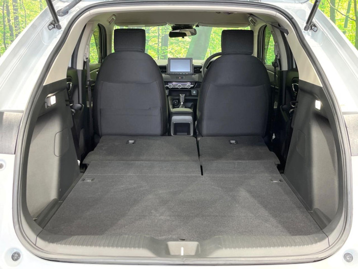 2023 Honda VEZEL 6AA-RV6 (UW-69f2a53e6d74e)[12]