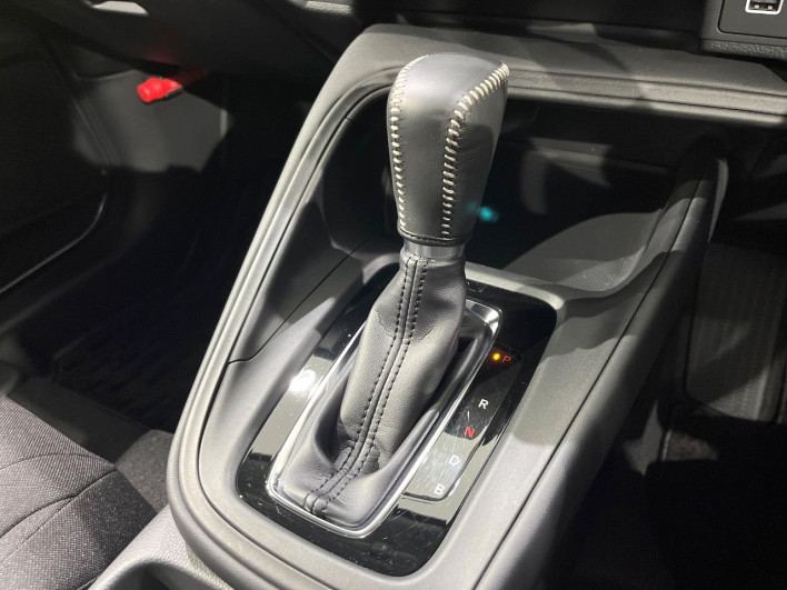 2023 Honda VEZEL 6AA-RV6 (UW-69f2a53e6d74e)[26]