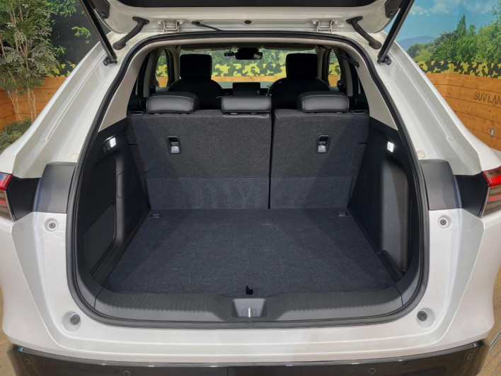 2025 Honda VEZEL 6AA-RV6 (UW-69f2a53ef2c69)[7]