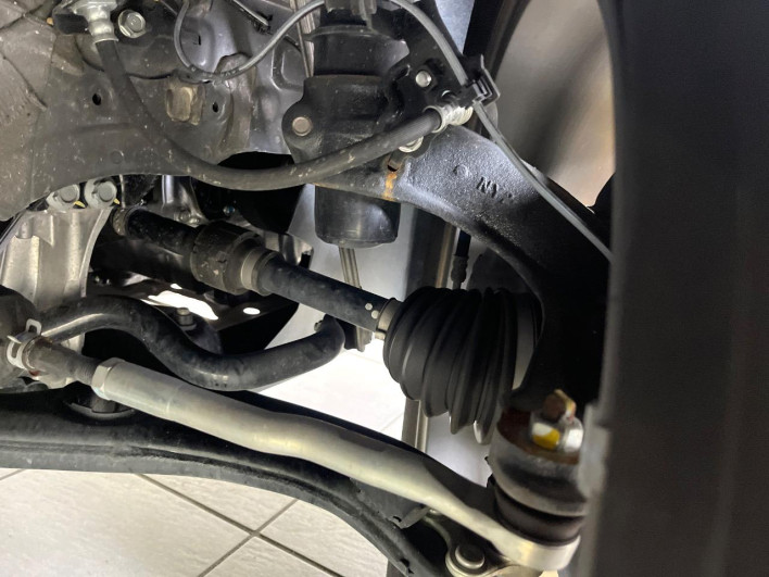 2023 Honda ZR-V 5BA-RZ3 (UW-69f2a53f949ad)[25]