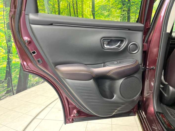 2024 Honda ZR-V 6AA-RZ4 (UW-69f2a54096d5a)[7]