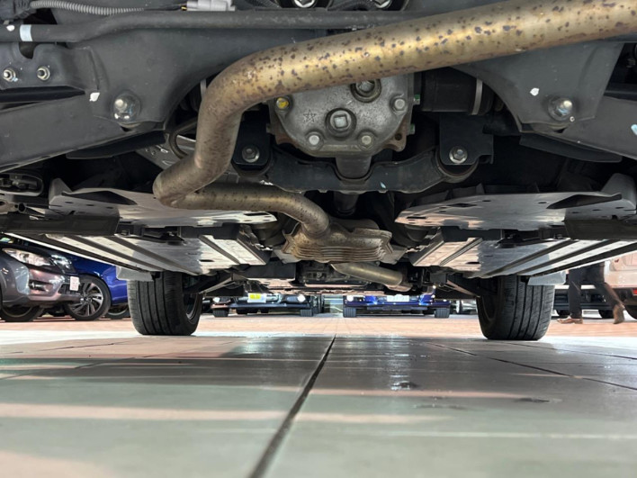 2015 Subaru Forester DBA-SJ5 (UW-69f2a5455be57)[17]