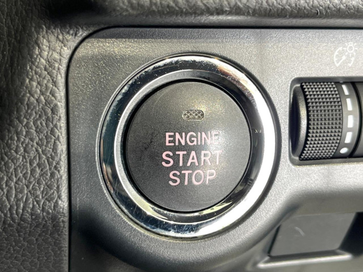 2015 Subaru Forester DBA-SJG (UW-69f2a546487bd)[16]