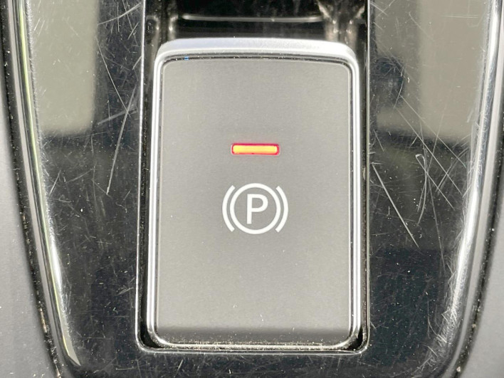 2023 Nissan Note 6AA-SNE13 (UW-69f2a54a0c4d7)[21]