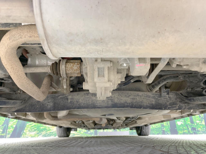 2023 Nissan Note 6AA-SNE13 (UW-69f2a54a0c4d7)[9]