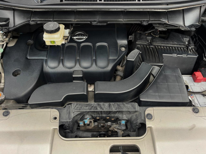 2013 Nissan Elgrand DBA-TE52 (UW-69f2a54b95ce9)[4]