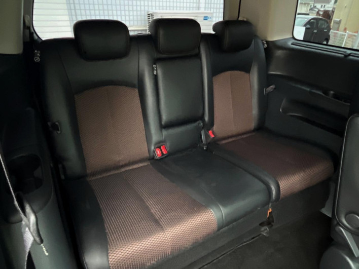 2013 Nissan Elgrand DBA-TE52 (UW-69f2a54b95ce9)[15]