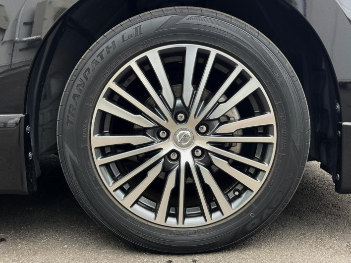 2013 Nissan Elgrand DBA-TE52 (UW-69f2a54b95ce9)[10]