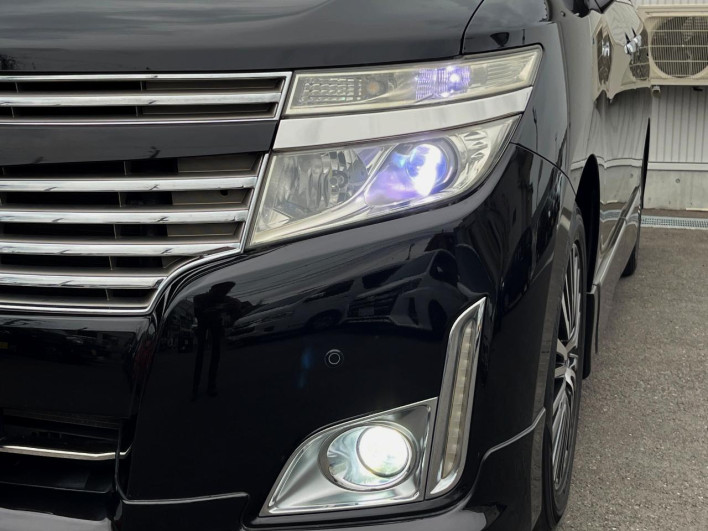 2013 Nissan Elgrand DBA-TE52 (UW-69f2a54b95ce9)[22]