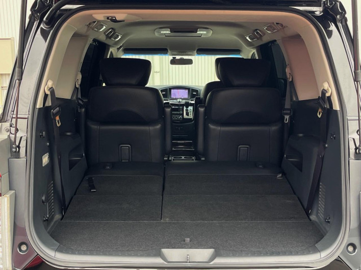 2013 Nissan Elgrand DBA-TE52 (UW-69f2a54b95ce9)[28]