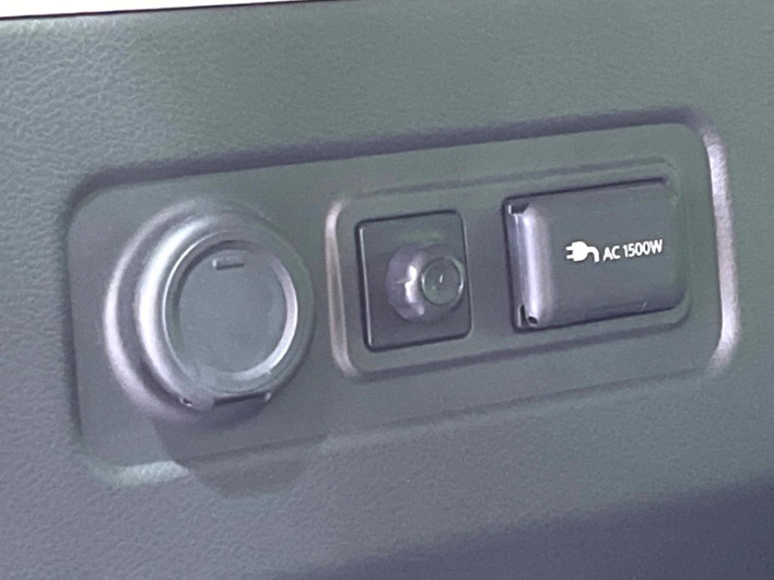 2023 Nissan X-Trail 6AA-T33 (UW-69f2a54b9b0bf)[17]