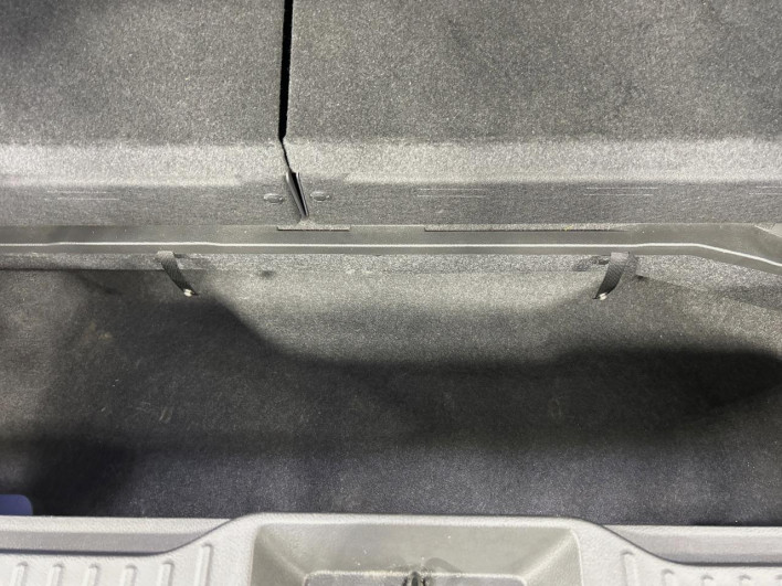 2016 Nissan Elgrand DBA-TE52 (UW-69f2a54bf28cc)[23]