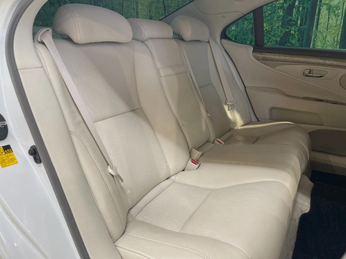 2013 Lexus LS DBA-USF40 (UW-69f2a5552ae79)[18]