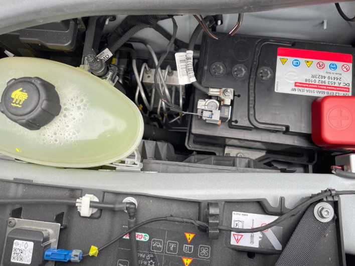 2023 Renault Twingo 3BA-AHH4B (UW-69f2a5571c2a6)[5]