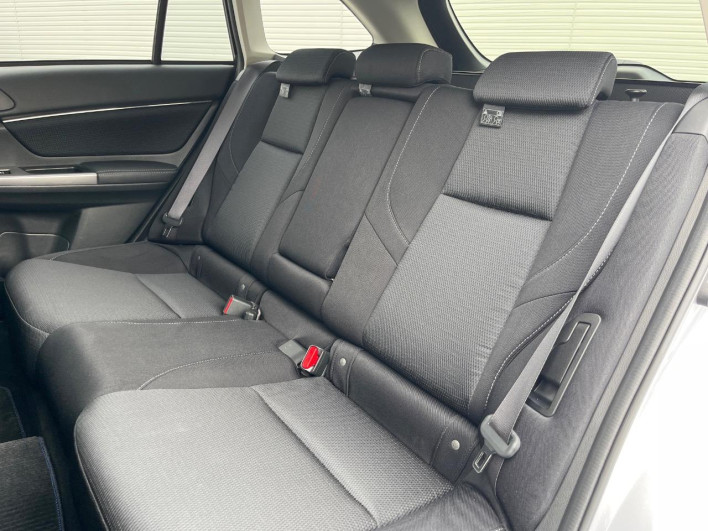 2015 Subaru Levorg DBA-VM4 (UW-69f2a55b2c45f)[24]