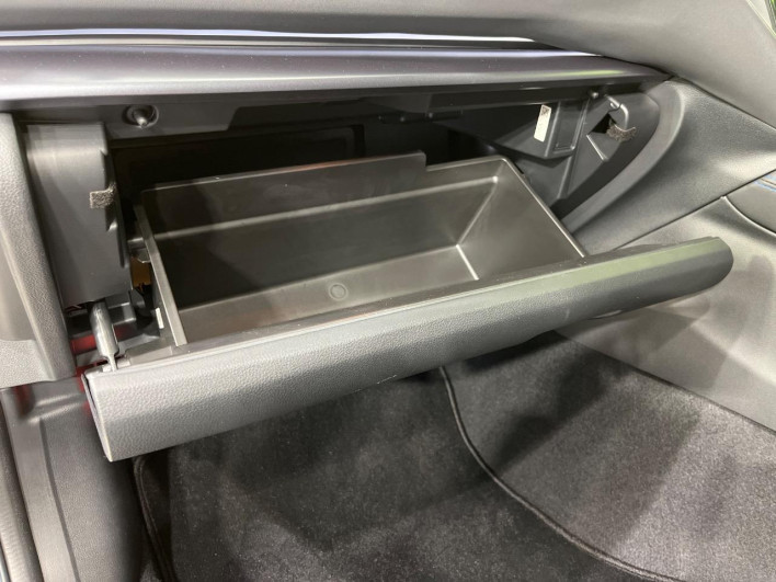 2021 Subaru Levorg 4BA-VN5 (UW-69f2a55c1a47f)[28]