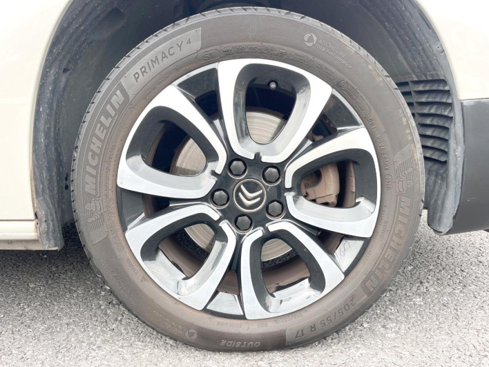 2020 Citroen Berlingo 3DA-K9CYH01 (UW-69f2a55e521af)[16]