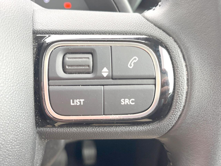 2020 Citroen Berlingo 3DA-K9CYH01 (UW-69f2a55e521af)[27]