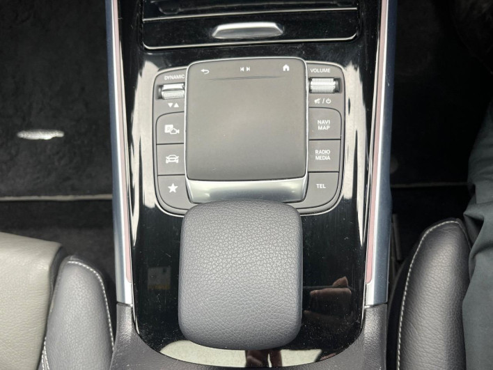2020 Mercedes Benz GLB 3DA-247612M (UW-69f2a56020f39)[24]