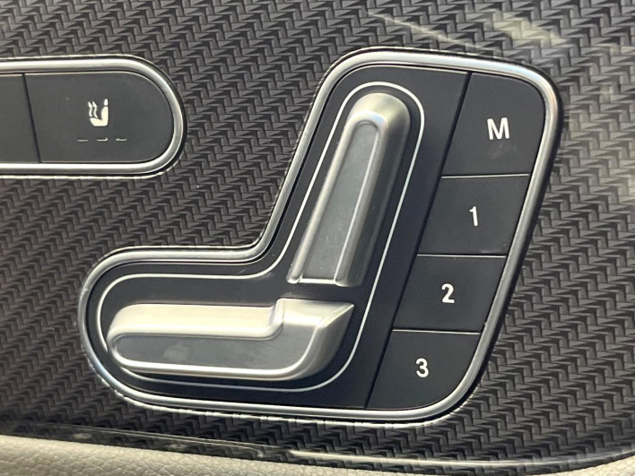 2020 Mercedes Benz GLB 3DA-247612M (UW-69f2a56020f39)[8]