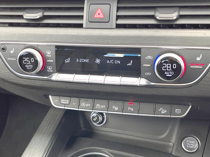 2019 Audi A4 Allroad Quattro ABA-8WCYRA (UW-69f2a56082441)[24]