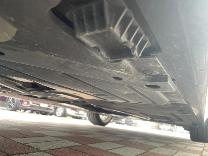 2015 BMW 3 Series DBA-3X20 (UW-69f2a5628011d)[18]