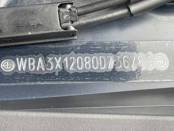 2015 BMW 3 Series DBA-3X20 (UW-69f2a5628011d)[1]
