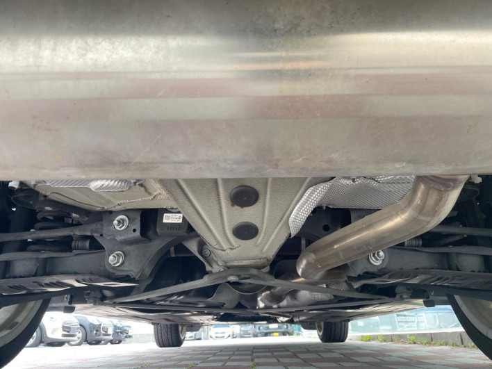 2015 BMW 3 Series DBA-3X20 (UW-69f2a5628011d)[15]