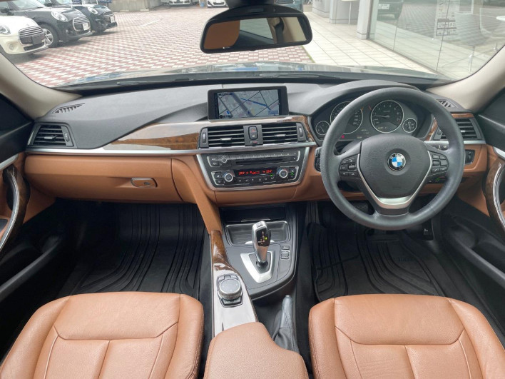 2015 BMW 3 Series DBA-3X20 (UW-69f2a5628011d)[28]