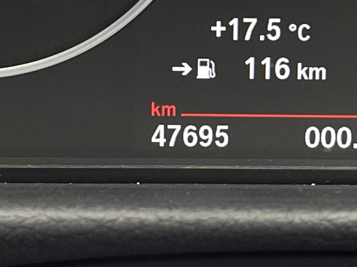 2017 BMW 3 Series LDA-8C20 (UW-69f2a562dd0df)[2]